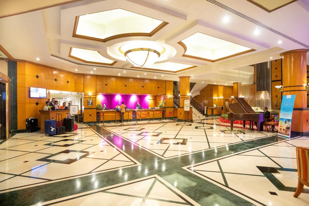 The Orchid Hotel Mumbai Vile Parle Eksteriør billede Lobby